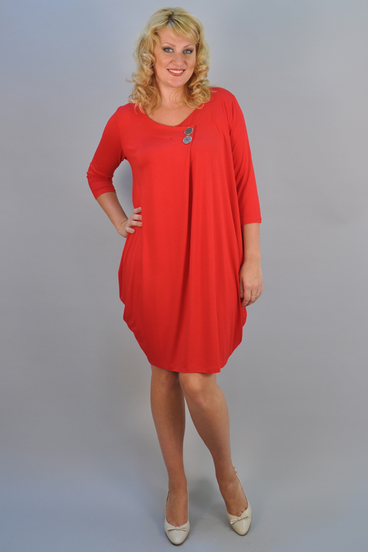 Красное трикотажное платье-баллон 3187-32 с декоративными пуговицами на вороте купить оптом в FORUS