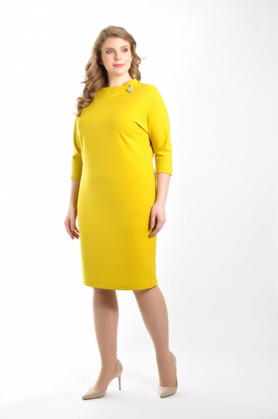 Лимонное платье 8234/65 по фигуре с рукавами три четверти купить оптом в FORUS