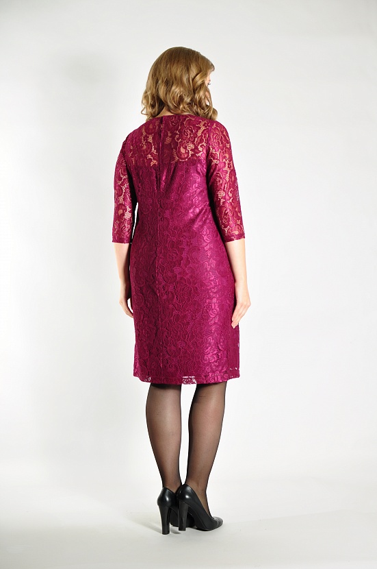 Розовое кружевное платье 8065-103 с рукавами три четверти купить оптом в FORUS