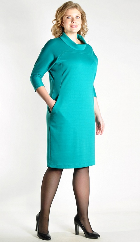 Бирюзовое прямое платье 3301-37 с воротником хомут и рукавами три четверти купить оптом в FORUS